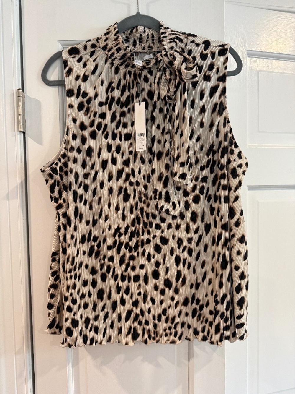 Chico's Pleated Smocked Tie-Neck Top Size 3 NWT
